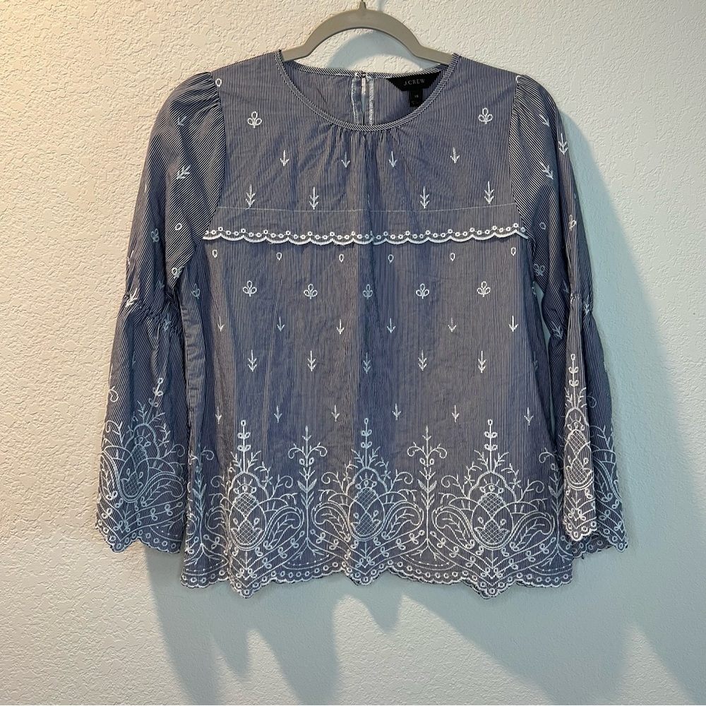 Women’s J. crew blue striped embroidered belle sleeve blouse size XS